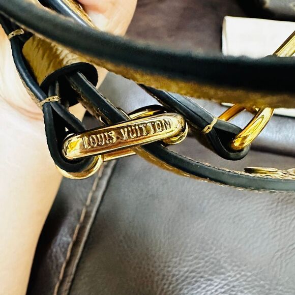 Louis Vuitton Pochette Metis Reverse Monogram - Picture 3 of 16